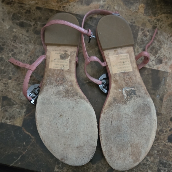 Tory Burch Blush Pink Sandals with Silver Accents - Picture 2 of 5